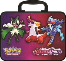 Lade das Bild in den Galerie-Viewer, Pokémon Collectors Chest Glurak Sammelkoffer November 2023 (DE)
